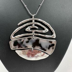 Simply Noelle Unusual Round Pendant Chain Necklace Silver Jewelry